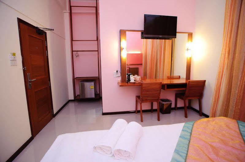 Much-Che Manta Boutique Hotel Udon Thani Eksteriør billede